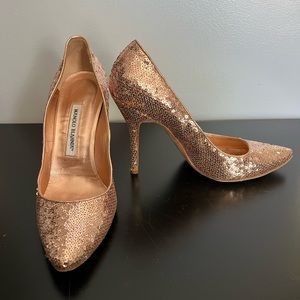 Women’s Manolo Blahnik Rose Gold Sequined Pumps Sz 39